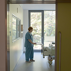 Anaesthesie Patienteninfo Station 16 Zimmer 235x235